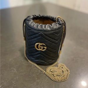 GG Marmont mini bucket bag - Real Gucci black Satchel